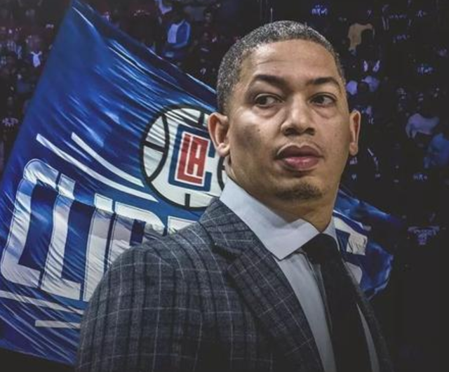 关于加时末段突围战来临；萨克拉门托国王围绕社区盾伤情更新；引发热议；球队文化再被提及的信息